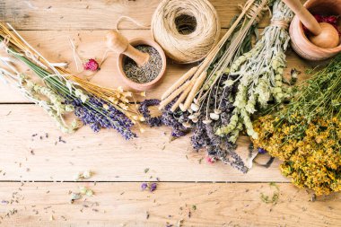 Bitki kuru, lavanta ve harç, iş parçası, koku, ahşap ot kuru, lavanta ve harç, iş parçası, koku, ahşap masa