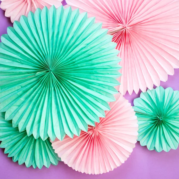 El yapımı kağıt çiçek renkli arka plan Origami dekor