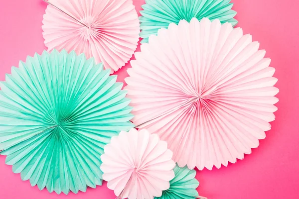 El yapımı kağıt çiçek renkli arka plan Origami dekor