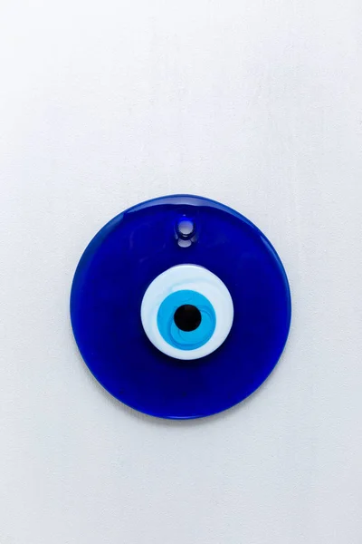 Azul Olho Turco Lembrança Tradicional Fundo Branco — Fotografia de Stock