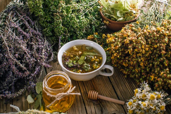 Flower Honey Glass Jar Harvesting Wild Medicinal Herbs — Stock Photo, Image