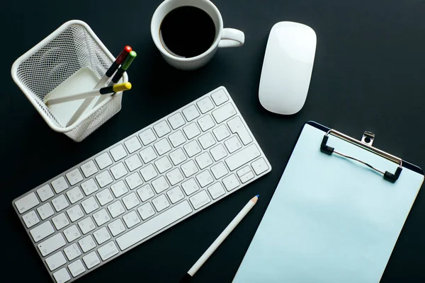 Business Concept Desktop Keyboard Tablet Coffee — Stock Photo, Image