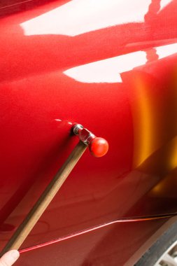 Boyasız ezik tamiri ile kaza sonrası araba ezik tamiri