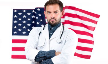 Amerika Birleşik Devletleri bayrağı. Doktor beyaz arka plan üzerinde