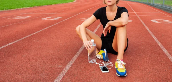Woman Runner Sportswear Sitting Running Track Stadium Training — Stock Photo, Image