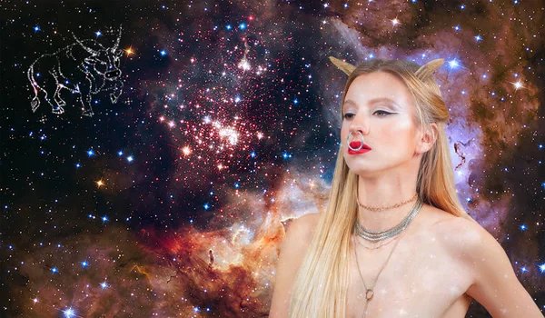 Taurus Zodiac Sign Astrology Horoscope Concept Beautiful Woman Taurus Galaxy — Stock Photo, Image