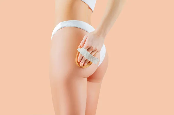 Trattamento Anticellulite Perfetto Glutei Femminili Biancheria Intima Donna Fanno Massaggio — Foto Stock