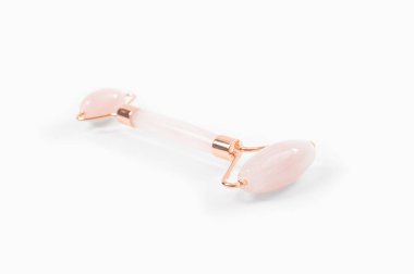 Yüz masajı için yeşim rulo. Anti yaş, kaldırma ve tonlama tedavisi