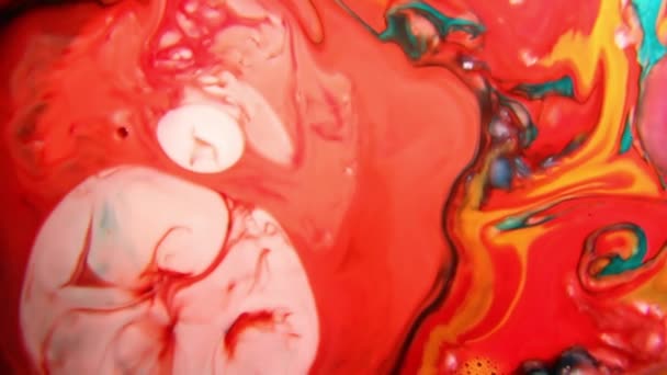 Цветные Жидкости Смешанные Жидкости Создают Красочную Абстрактную Живопись Состоящую Градиентов — стоковое видео