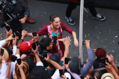 1 Mart 2024 Mexico City 'de Meksika Başkanlığı adayı Claudia Sheinbaum Pardo, Mexico City Zocalo' daki kampanyayı başlatmak için bir mitinge katıldı.