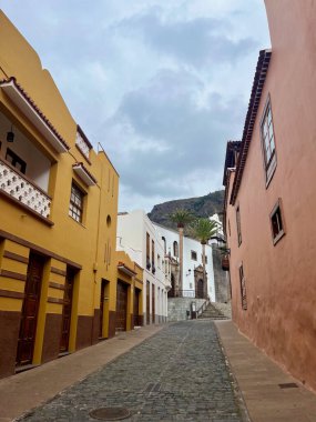 Garachico, Tenerife, Kanarya Adaları, İspanya: Renkli ve güzel Garachico kasabasının sokak manzarası. Yüksek kalite fotoğraf
