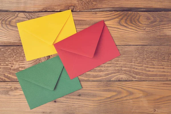 Colored Envelopes Wooden Table Concept Holidays Communications Business Mail Blogging — Stock Photo, Image