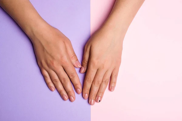 Stijlvol Trendy Vrouwen Manicure Hand Nagel Verzorging Vrouwelijke Handen Met — Stockfoto