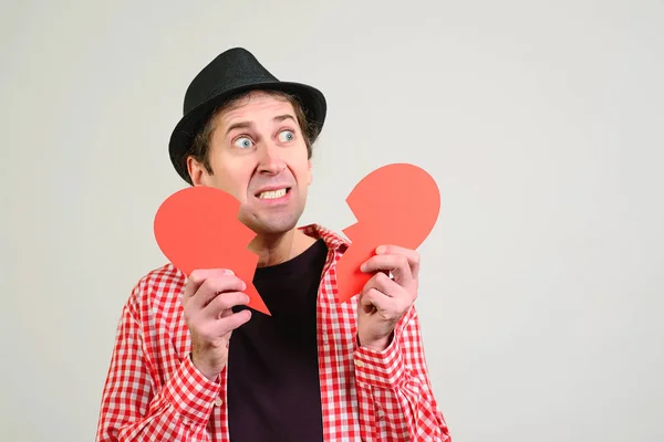 Broken Hearted Man Valentines Day Man Holding Broken Heart His — Stock Photo, Image