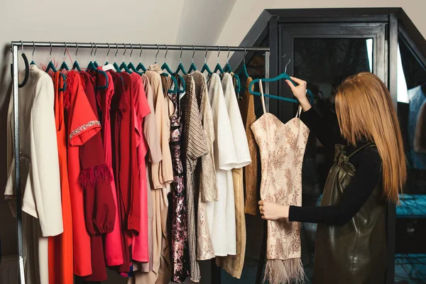 Woman Choosing Dress Shop Shopping Sales Fashion Lifestyle People Female — Stock Photo, Image