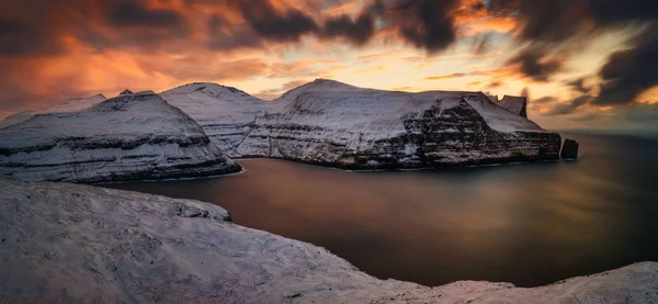 Falésias Stakkur Streymoy Island Luz Laranja Pôr Sol Ilhas Faroé — Fotografia de Stock