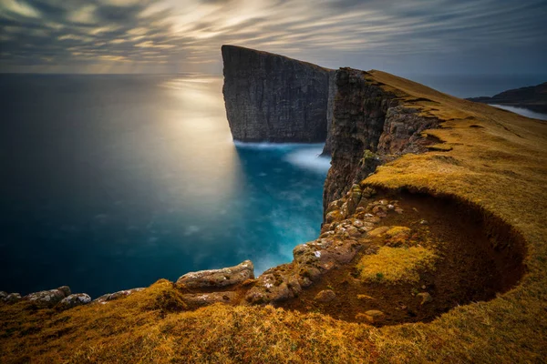 Falésias Traelanipa Ilha Vagar Pôr Sol Ilhas Faroé — Fotografia de Stock