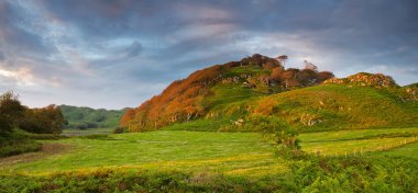 Creag Mhor Hill günbatımı ışık, yaylaları, İskoçya