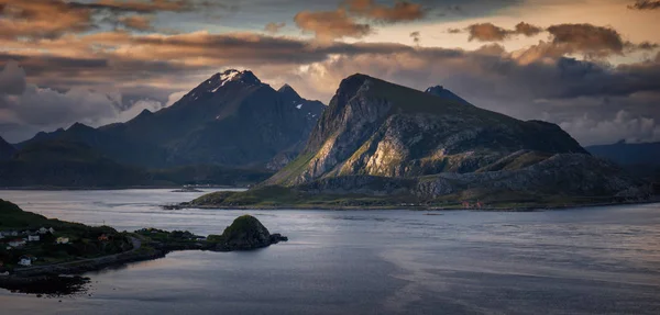 Panorama Offersoya Isla Montaña Stornappstinden Lofoten —  Fotos de Stock