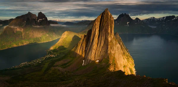 Segla și Fjordgard — Fotografie, imagine de stoc