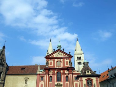 İlkbaharda Prag'da antik kaleler