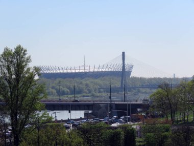güneşli bir günde Varşova türleri