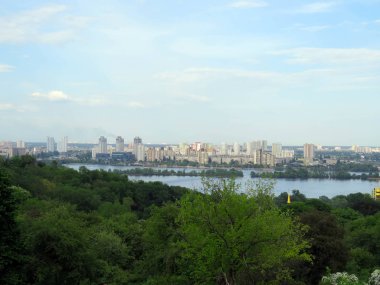 Kiev görünümlerinden bahar Botanik Bahçesi