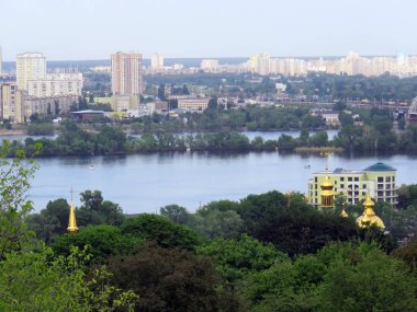 Kiev görünümlerinden bahar Botanik Bahçesi