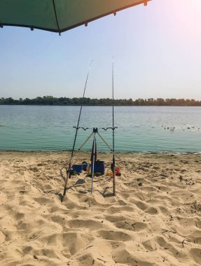 plaj yaz arka plan doğa stil nehrinde yaz balıkçılık