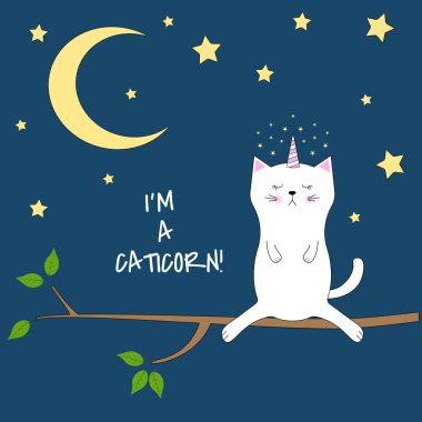 Şirin tek boynuzlu at kedi geceleri bir ağaçta oturuyor. T-shirtler için grafik. Çocuklar için tebrik kartı. Beyaz arka plan üzerinde izole nesneleri. Çizgi çizme.