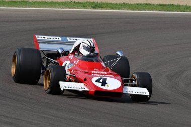 6 Mayıs 2018: bilinmeyen tarihi 1971 Ferrari F1 araba modeli 312b2 Mario Andretti ex ile çalışır / Minardi tarihi gün 2018 yılında İtalya Imola Circuit sırasında Jacky Ickx.