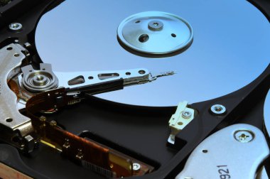 bilgisayar sabit disk sürücüleri açık ve uyumlu