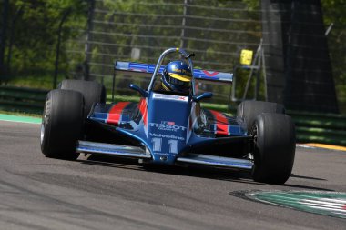 21 Nisan 2018: Beaumont Andrew Gb çalıştırın tarihi F1 araba Lotus 81 ile Motor efsane Festivali 2018 İtalya Imola pistinde sırasında.