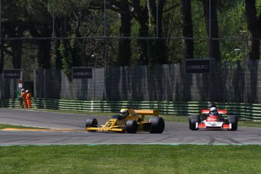 21 Nisan 2018: Perrier, Christian Fr çalıştırın tarihi 1978 F1 araba Ats Hs01 ile Motor efsane Festivali 2018 İtalya Imola pistinde sırasında.