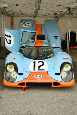 Imola klasik 26 Ekim 2018: Porsche 917 1970 Körfez üniforma Attwood/Elford paddock adlı Imola Circuit, İtalya içinde ex.