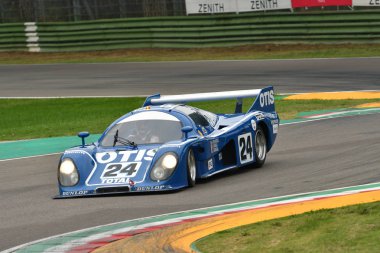 Imola klasik 26 Ekim 2018: Rondeau M382 1982 Henri Bay John B ve Soheil ayarı tarafından alıştırma oturumu sırasında Imola Circuit, İtalya üzerinde tahrik Pescarolo ex