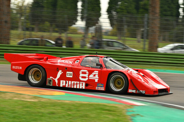 Imola Classic 26 октября 2018: Alba AR8 Buick 1986 за рулем Стефано Розина во время практики на трассе Имола в Италии
.