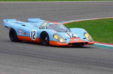 Imola klasik 26 Ekim 2018 Porsche 917 1970 Elford Attwood tarafından Claudio Roddaro Alıştırma oturumu sırasında Imola Circuit, İtalya üzerinde tahrik ex.