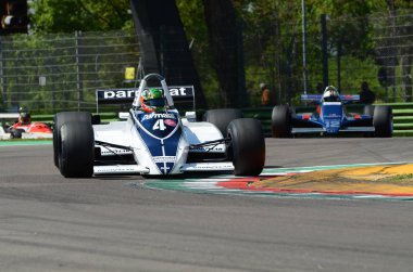 21 Nisan 2018: Folch-Rusinol, Joaquin Es çalıştırın tarihi 1980 F1 araba Brabham Bt49 ile Motor efsane Festivali 2018 İtalya Imola pistinde sırasında.