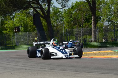 21 Nisan 2018: Folch-Rusinol, Joaquin Es çalıştırın tarihi 1980 F1 araba Brabham Bt49 ile Motor efsane Festivali 2018 İtalya Imola pistinde sırasında.