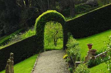 Floransa 'da bir bahçede heykel, (Toskana) Italya.
