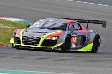 İtalya-29 Mart, 2019: Audi R8 LMS 2018 hız Lover Belçika ekibi tarafından Driven Dominique Bastien/Jimmy de Breucker eylem sırasında 12 h Hankook yarışı Mugello Circuit.