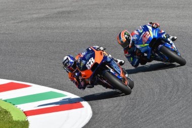Mugello - İtalya, 1 Haziran: İspanyol Suzuki Ecstar Takımı binicisi Alex Rins Haziran 2019'da İtalya'da Motogp'nin İtalya Gp'si sırasında eyleme geçti