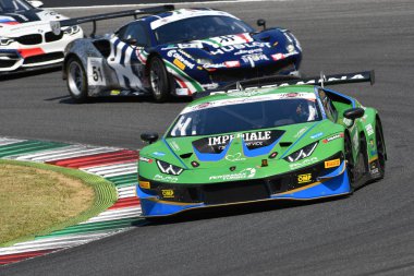 Mugello Circuit, Italya-19 Temmuz, 2019: Lamborghini Huracan GT3 EVO Scuderia Imperiale yarışı Perolini Pietro ve Gersekowski ben tarafından yürütülen muhbir Gran Turismo Sprint uygulaması sırasında Mugello Circuit.