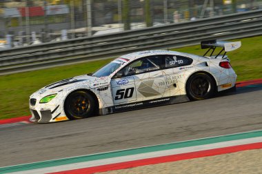 Mugello Pisti, İtalya - 17 Temmuz 2016: BMW M6 GT3 BMW İtalyan Takımı, Alex Zanardi, Campionato Italiano GT Mugello Pisti.