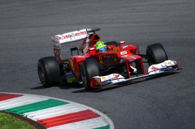 MUGELLO, ITALY 2012: Ferrari F1 takımından Felipe Massa İtalya 'daki Mugello Pisti' nde Formula 1 Takım Günleri boyunca yarışacak.