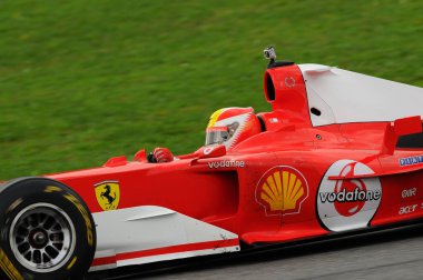 MUGELLO, IT, Kasım 2013: Finali Mondiali Ferrari 2013 sırasında Ferrari F1 ile İtalya 'daki mugello pistine bilinmeyen koşu