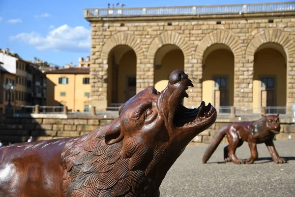 Florence Italy 2020 Wolves Liu Ruowang Artwork Displayed Pitti Square — стоковое фото