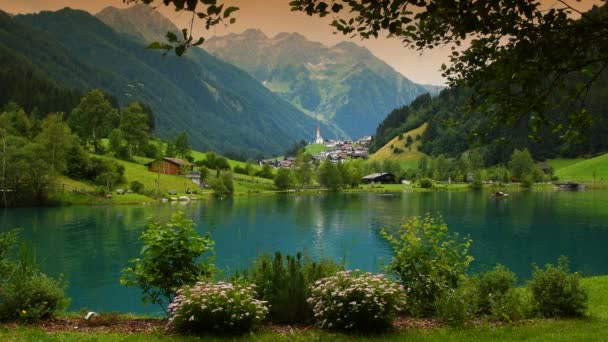 Belle Vue Sur Lac Lappago Avec Village Alpin Sur Fond — Video