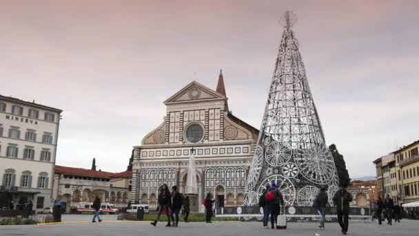 Florencja Grudzień 2018 Turyści Choinka Placu Santa Maria Novella Bazyliką — Wideo stockowe